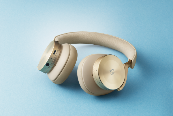 Bang & Olufsen Beoplay H95 gold tone